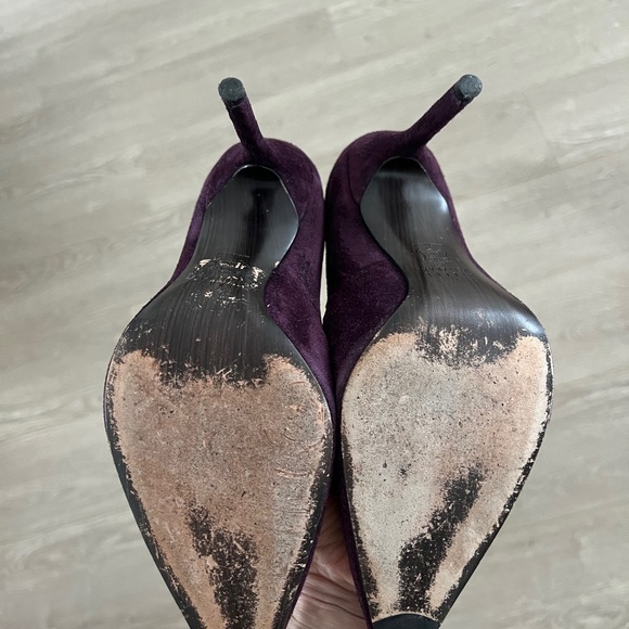 Stuart Weitzman Burgundy Suede Pointed Toe Pumps – Size 8.5 - Picture 7 of 7